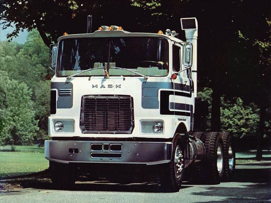  Mack F700 1962 года  (фото 6 из 6)